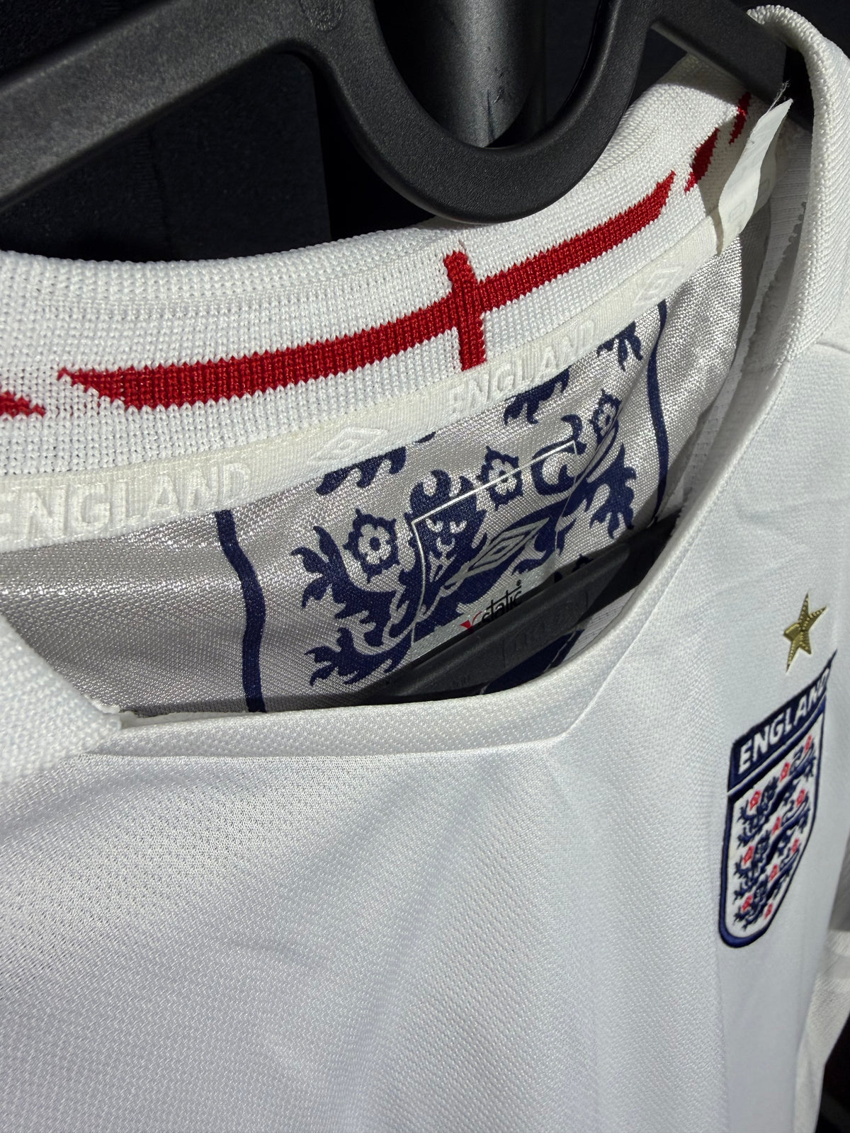 England 2006/07 Hemmatröja #7 Beckham – Storlek M