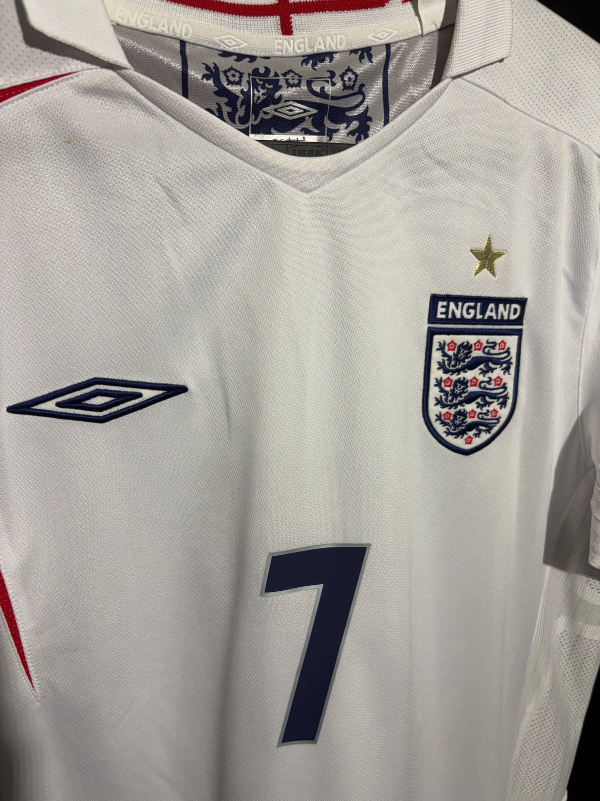 England 2006/07 Hemmatröja #7 Beckham – Storlek M