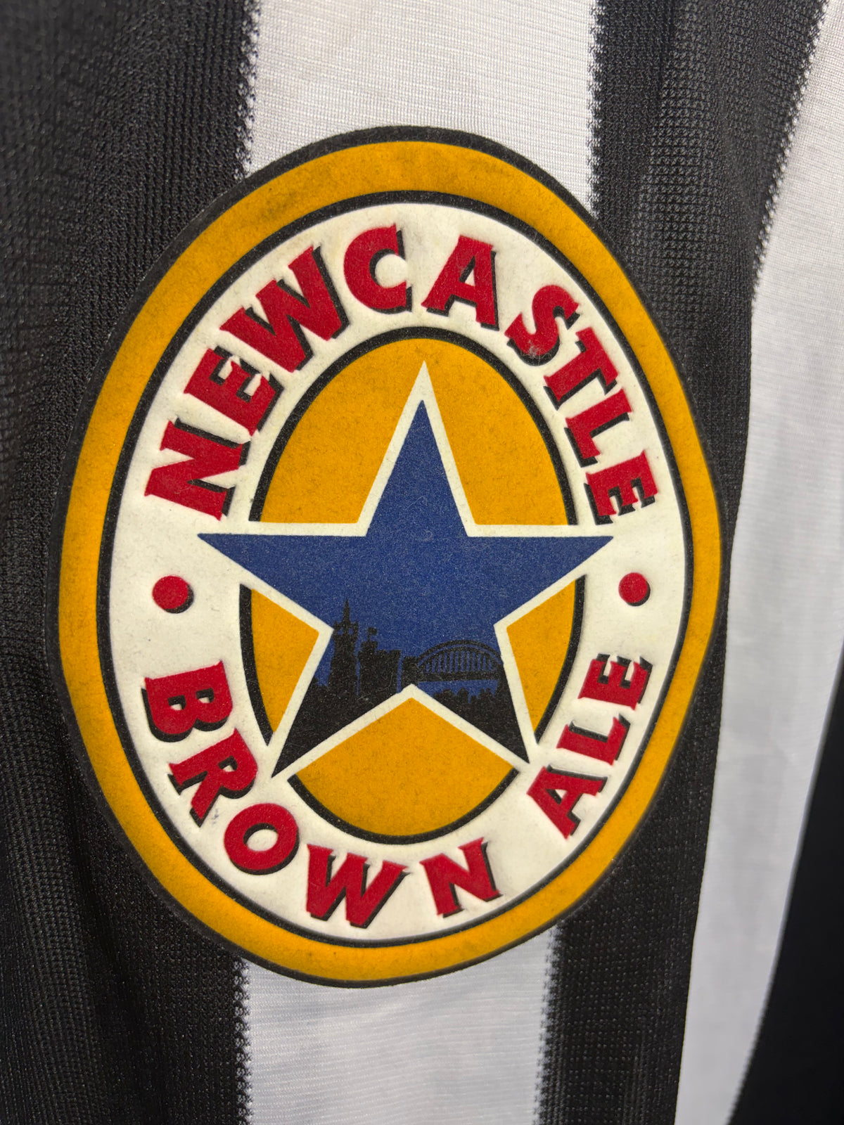 Newcastle United 1995/97 Hemmatröja – Storlek M